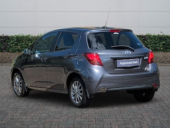 Used Toyota Yaris 2016 for sale - 79338672: Photo