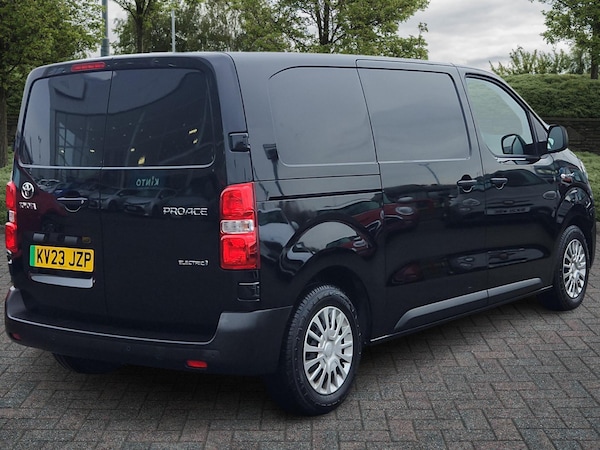 Used Toyota ProAce 2023 for sale - 75073218: Photo 2