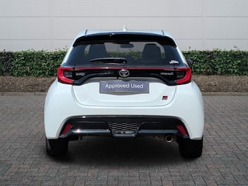 Used Toyota Yaris 2023 for sale - 79427369: Photo