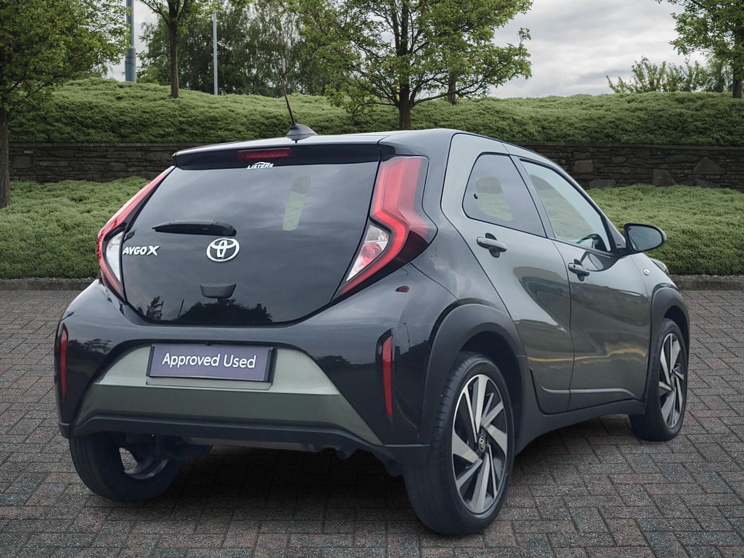 Used Toyota Aygo X 2022 for sale - 75929358: Photo 2