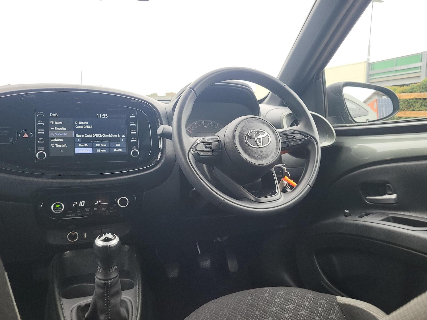 Used Toyota Aygo X 2022 for sale - 75929358: Photo 8