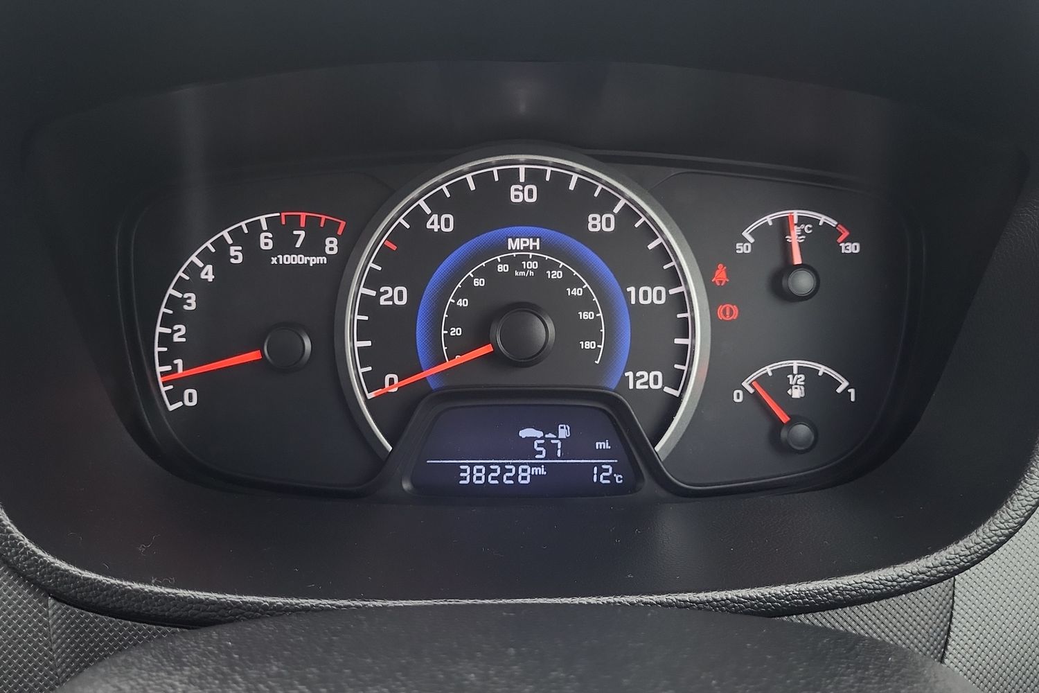 Used Hyundai i10 2017 for sale - 77638071: Photo 17