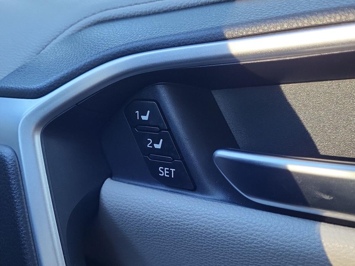 Used Toyota RAV4 2020 for sale - 77239278: Photo 15