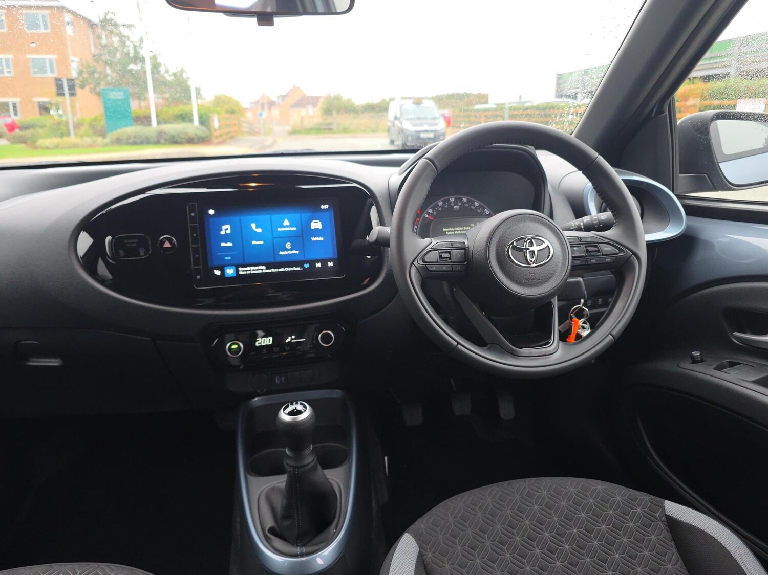 Used Toyota Aygo X 2025 for sale - 76216670: Photo 8