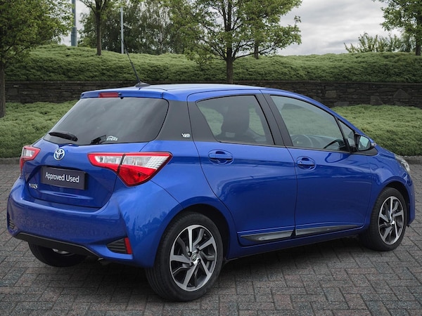 Used Toyota Yaris 2020 for sale - 76123850: Photo 2