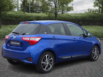 Used Toyota Yaris 2020 for sale - 76123850: Photo 2