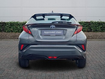 Used Toyota C-HR 2022 for sale - 77231647: Photo