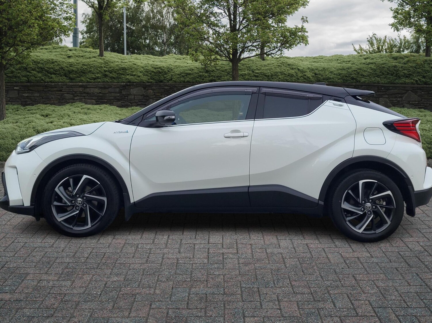 Used Toyota C-HR 2020 for sale - 76061611: Photo 17