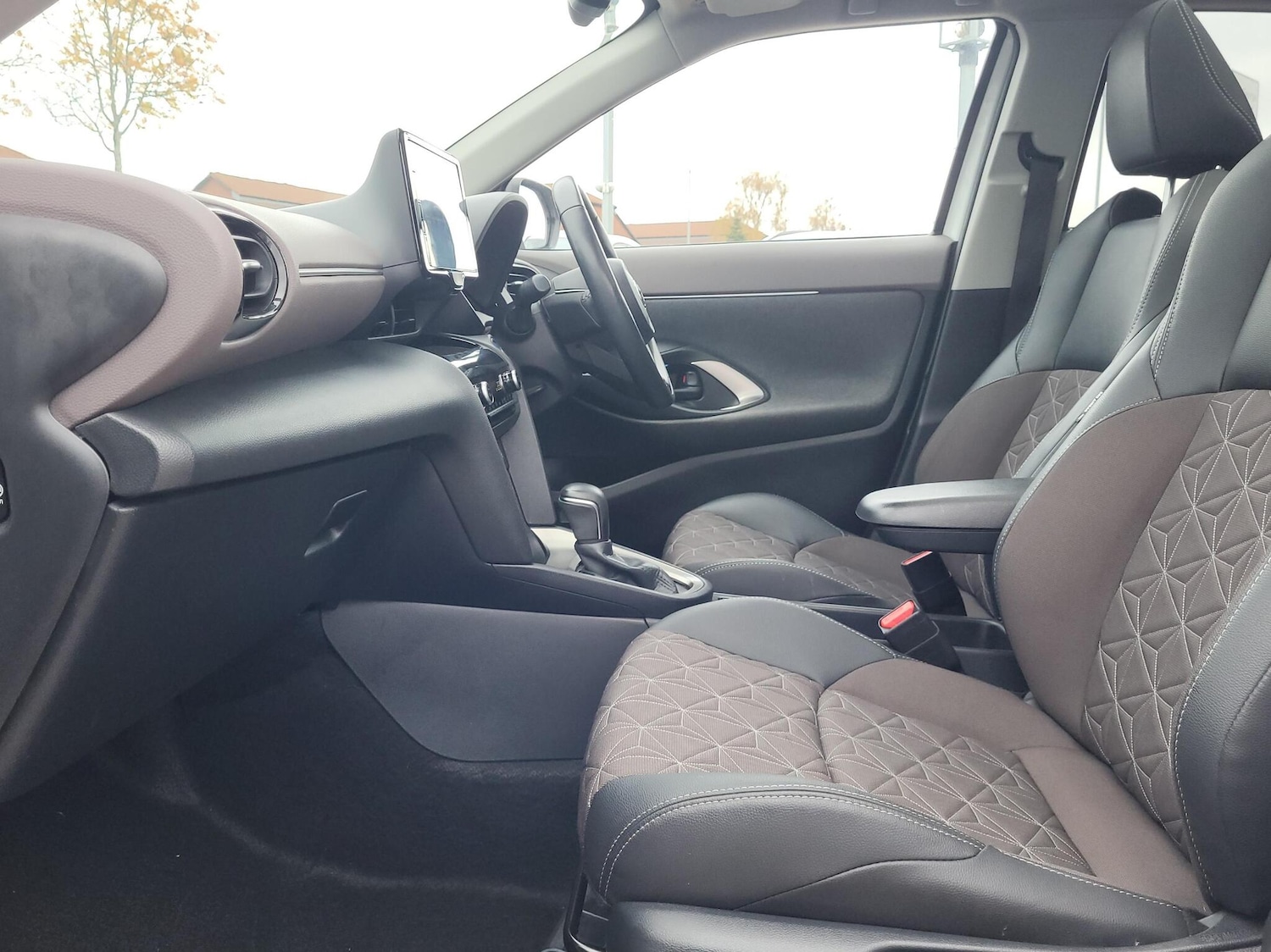 Used Toyota Yaris 2022 for sale - 77124631: Photo 10