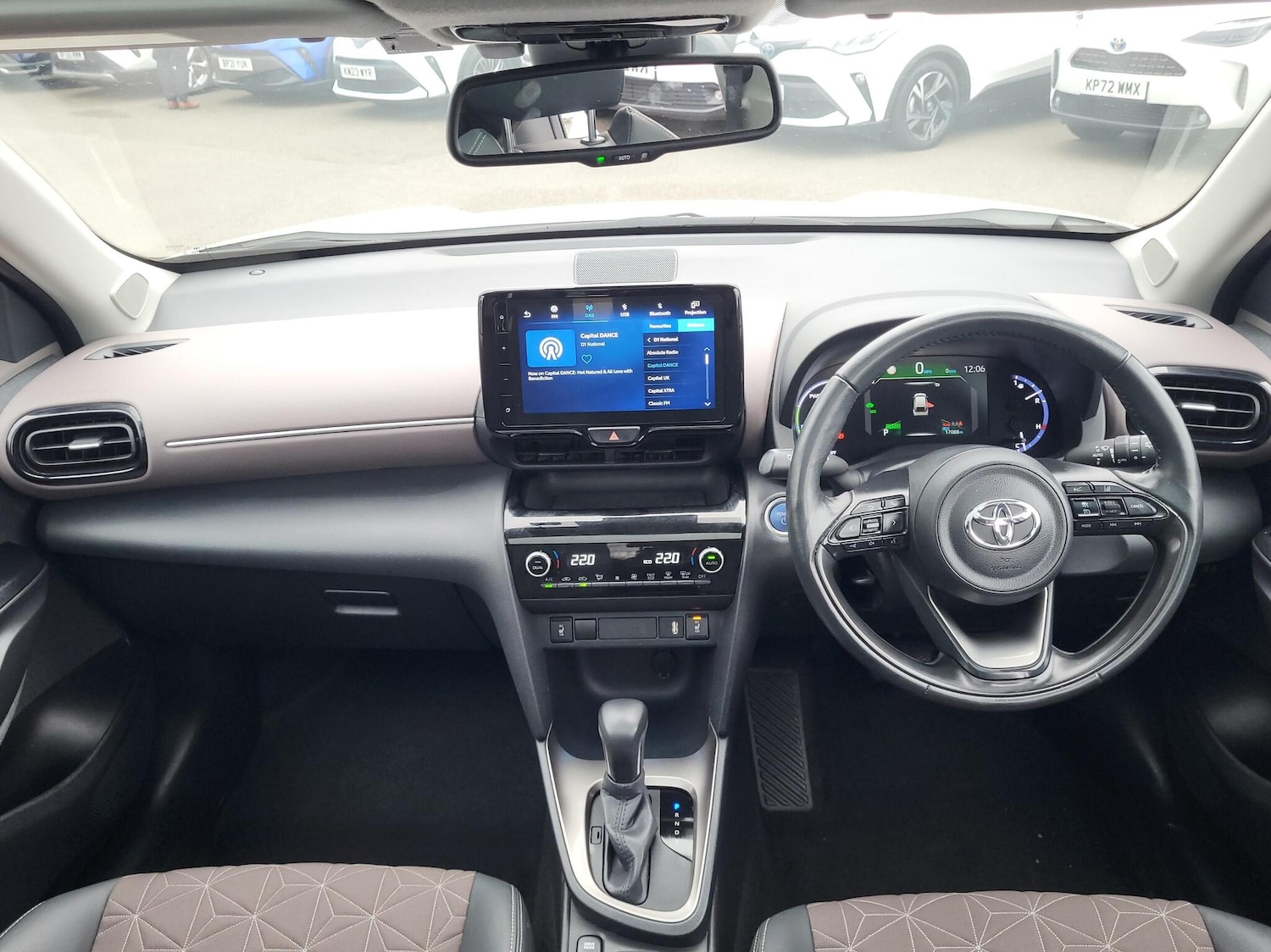 Used Toyota Yaris 2022 for sale - 77124631: Photo 5