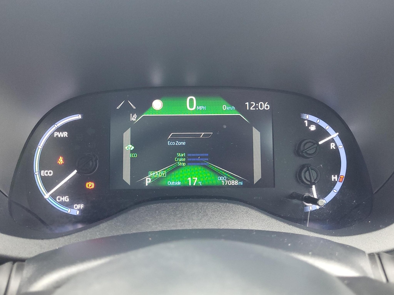 Used Toyota Yaris 2022 for sale - 77124631: Photo 9