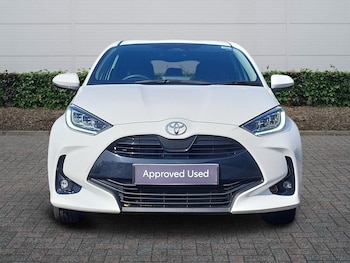 Used Toyota Yaris 2024 for sale - 77442079: Photo