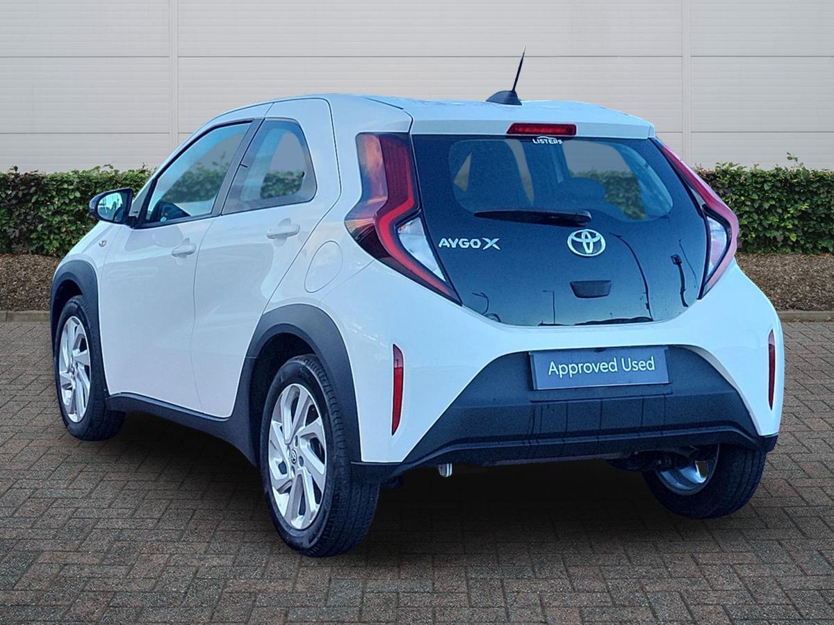 Used Toyota Aygo X 2024 for sale - 76202291: Photo 2