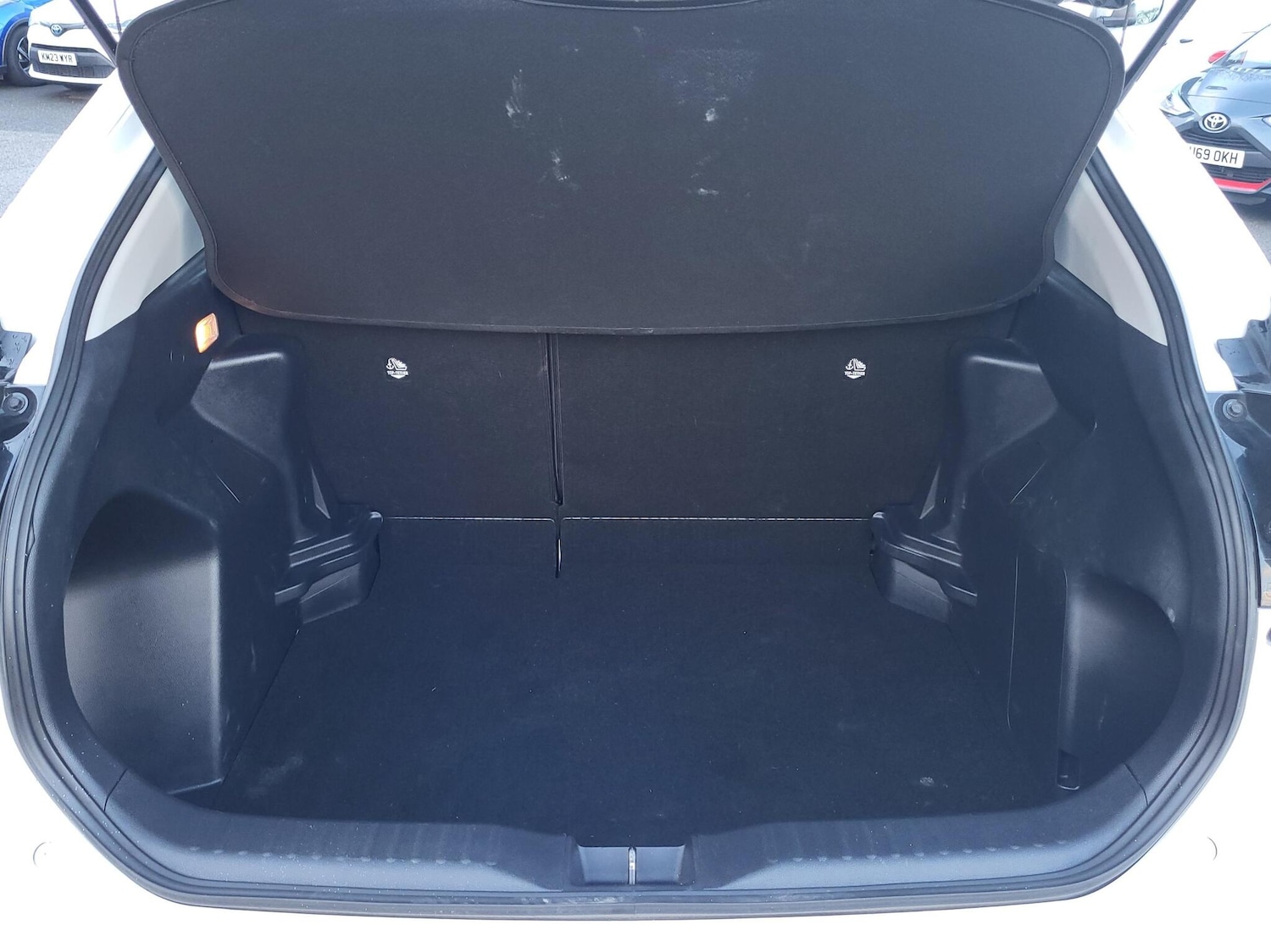 Used Toyota Yaris Cross 2023 for sale - 76888345: Photo 14