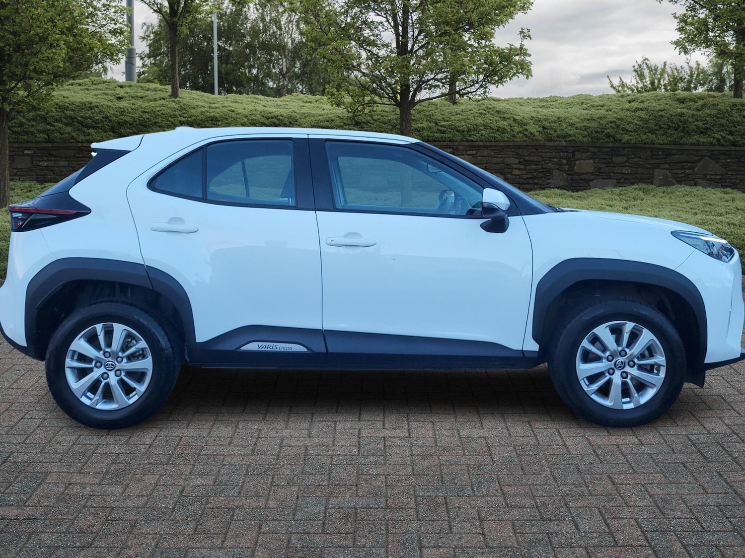 Used Toyota Yaris Cross 2023 for sale - 76888345: Photo 16