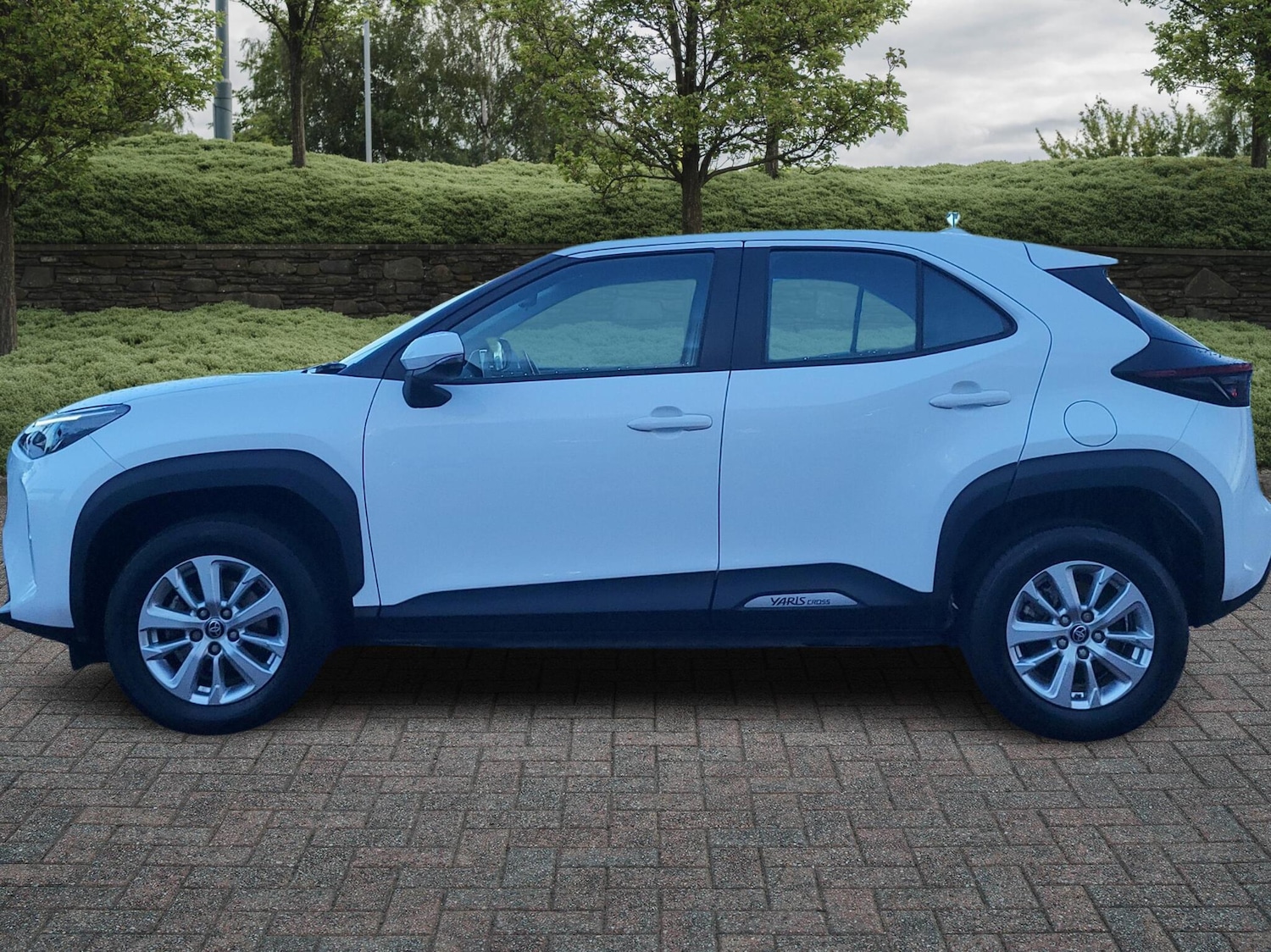 Used Toyota Yaris Cross 2023 for sale - 76888345: Photo 17