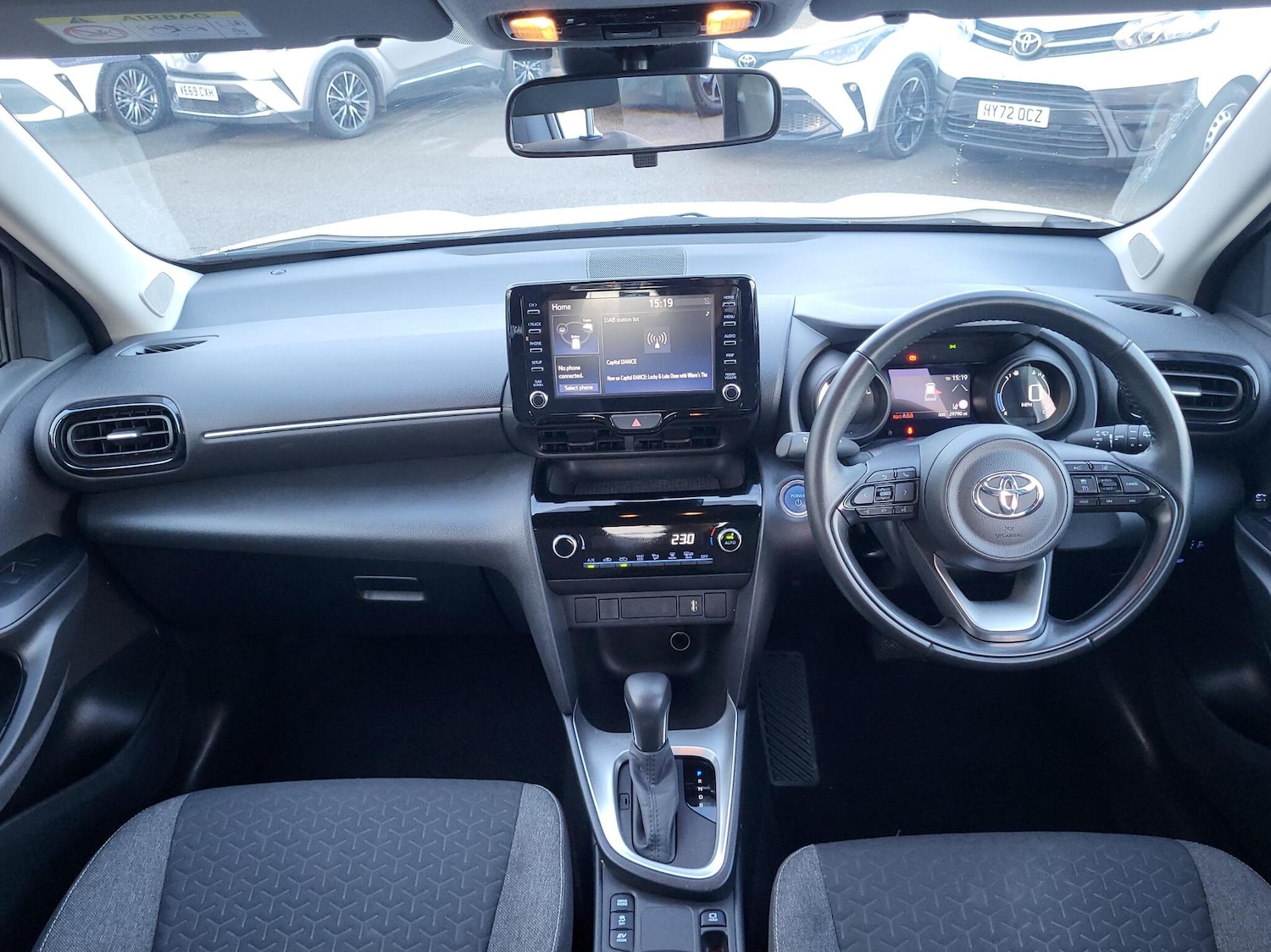 Used Toyota Yaris Cross 2023 for sale - 76888345: Photo 5