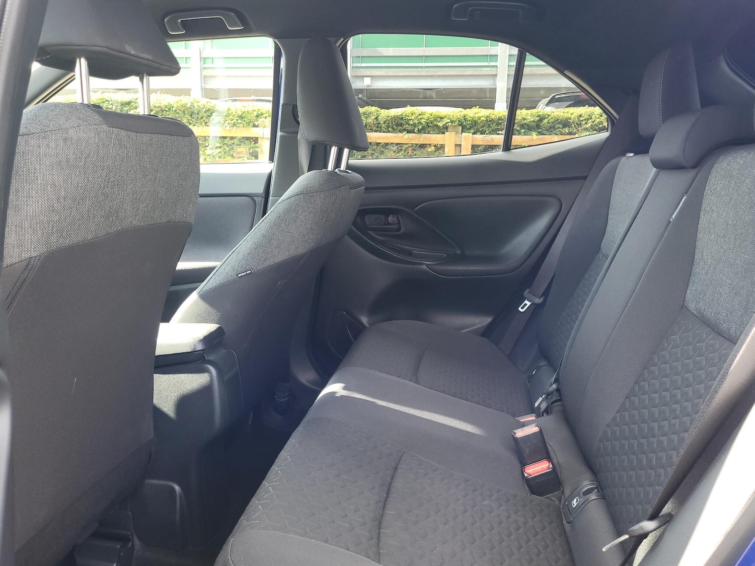 Used Toyota Yaris 2022 for sale - 75758337: Photo 12