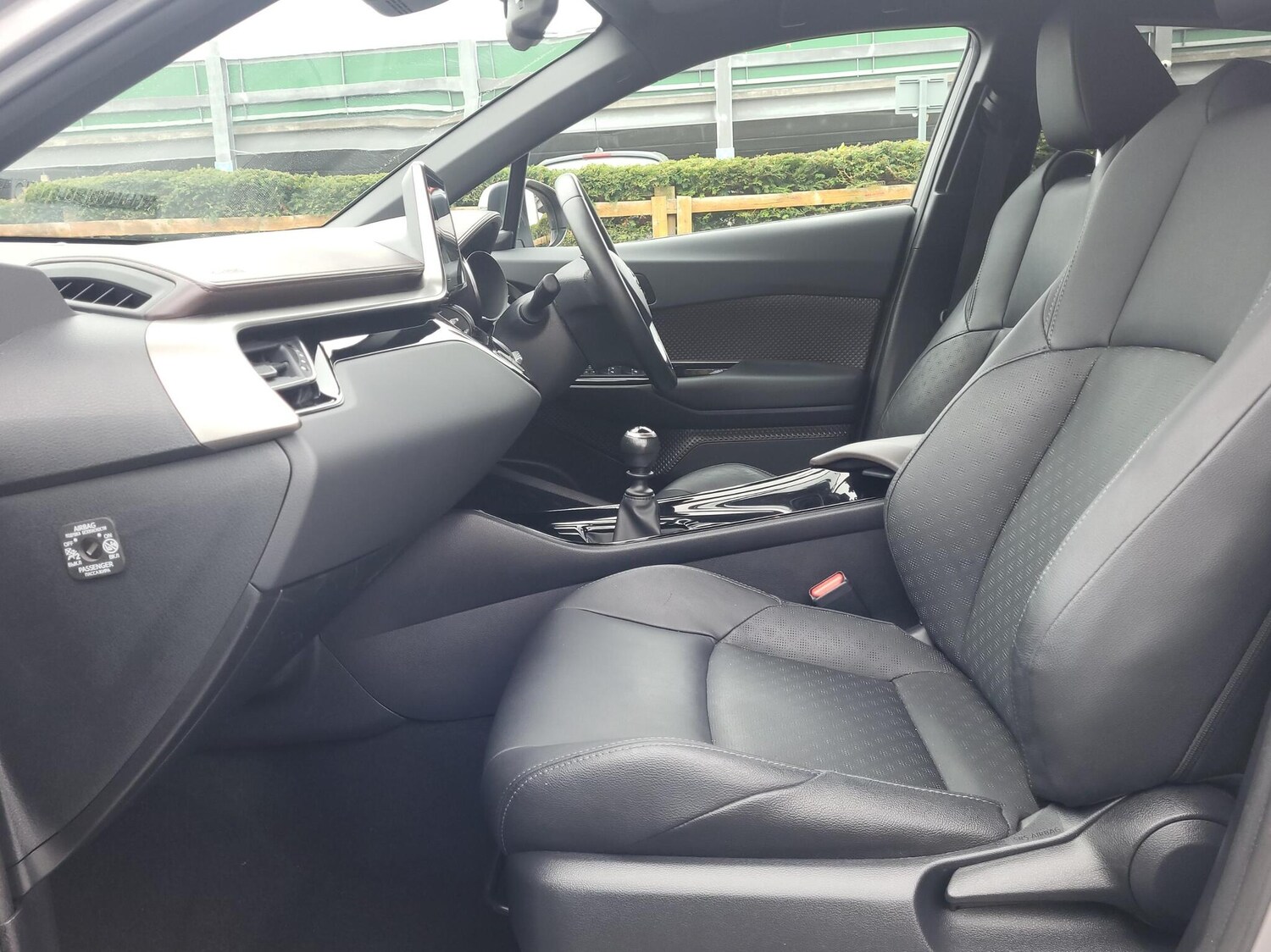 Used Toyota C-HR 2019 for sale - 76190730: Photo 10