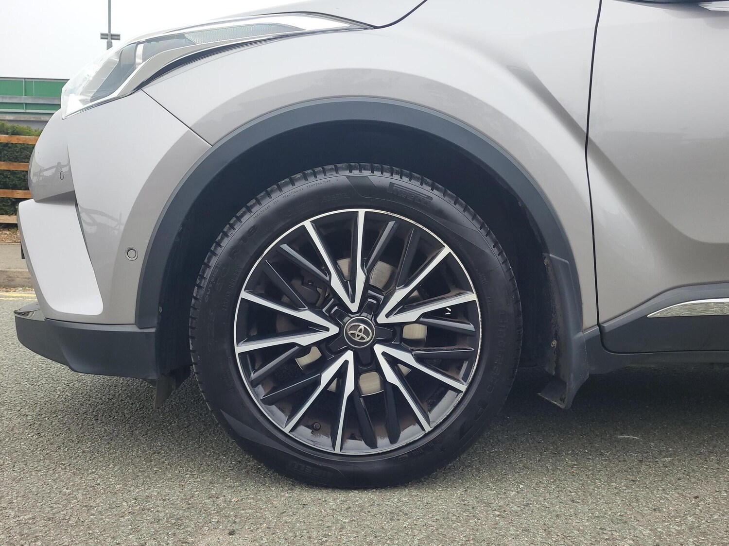 Used Toyota C-HR 2019 for sale - 76190730: Photo 18
