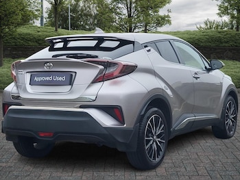 Used Toyota C-HR 2019 for sale - 76190730: Photo