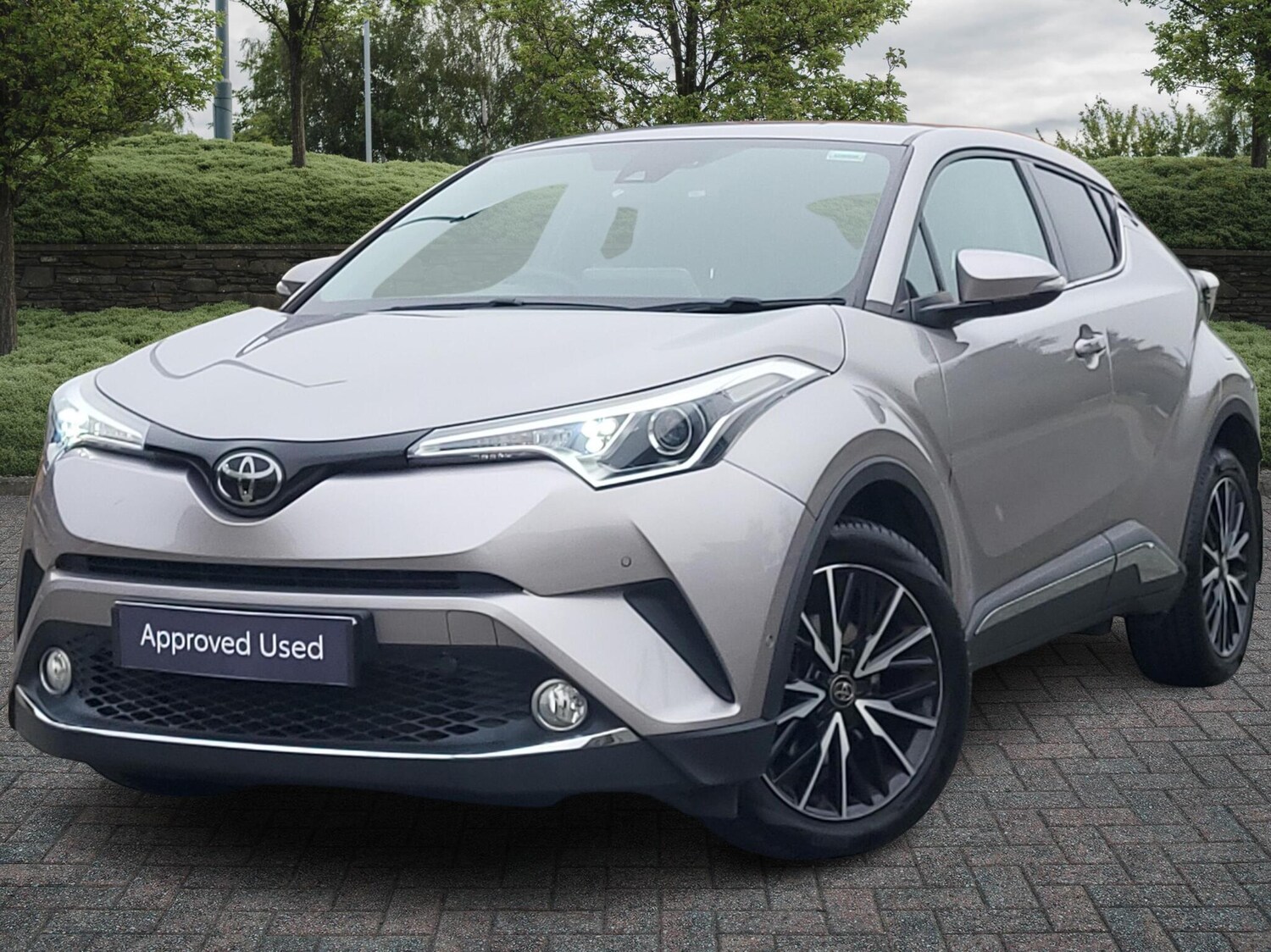Used Toyota C-HR 2019 for sale - 76190730: Photo 3