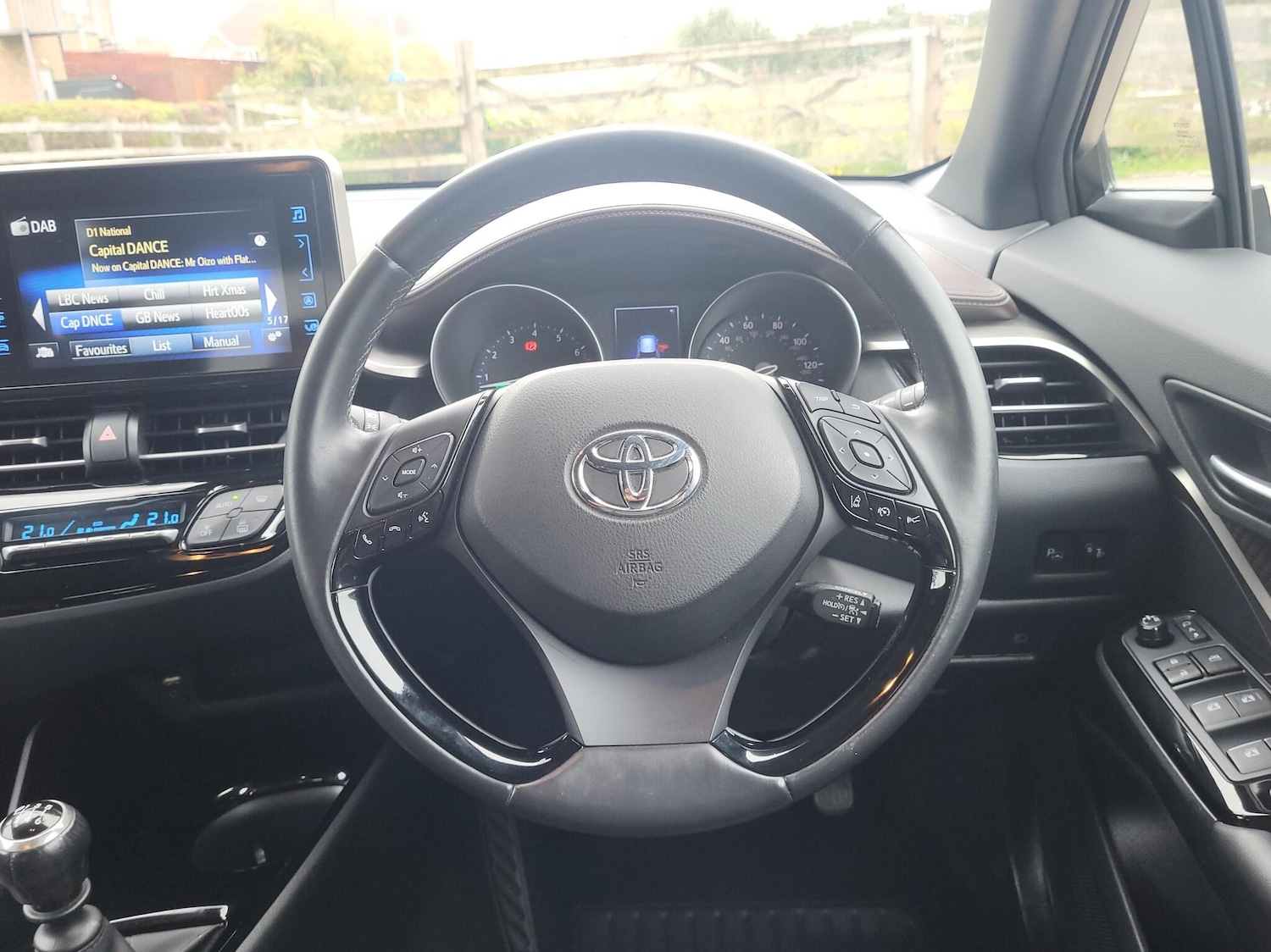 Used Toyota C-HR 2019 for sale - 76190730: Photo 6