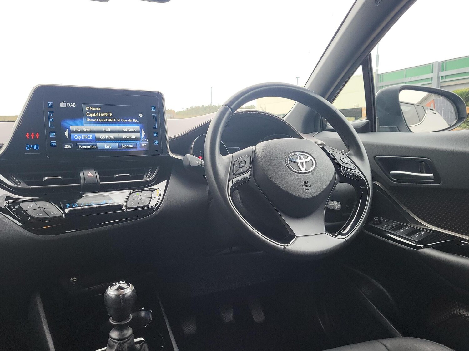 Used Toyota C-HR 2019 for sale - 76190730: Photo 8