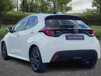 Used Toyota Yaris 2023 for sale - 74510276: Photo
