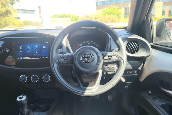 Used Toyota Aygo X 2025 for sale - 76216649: Photo 6