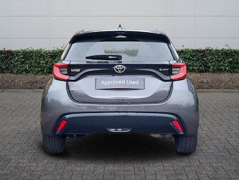 Used Toyota Yaris 2024 for sale - 78320248: Photo