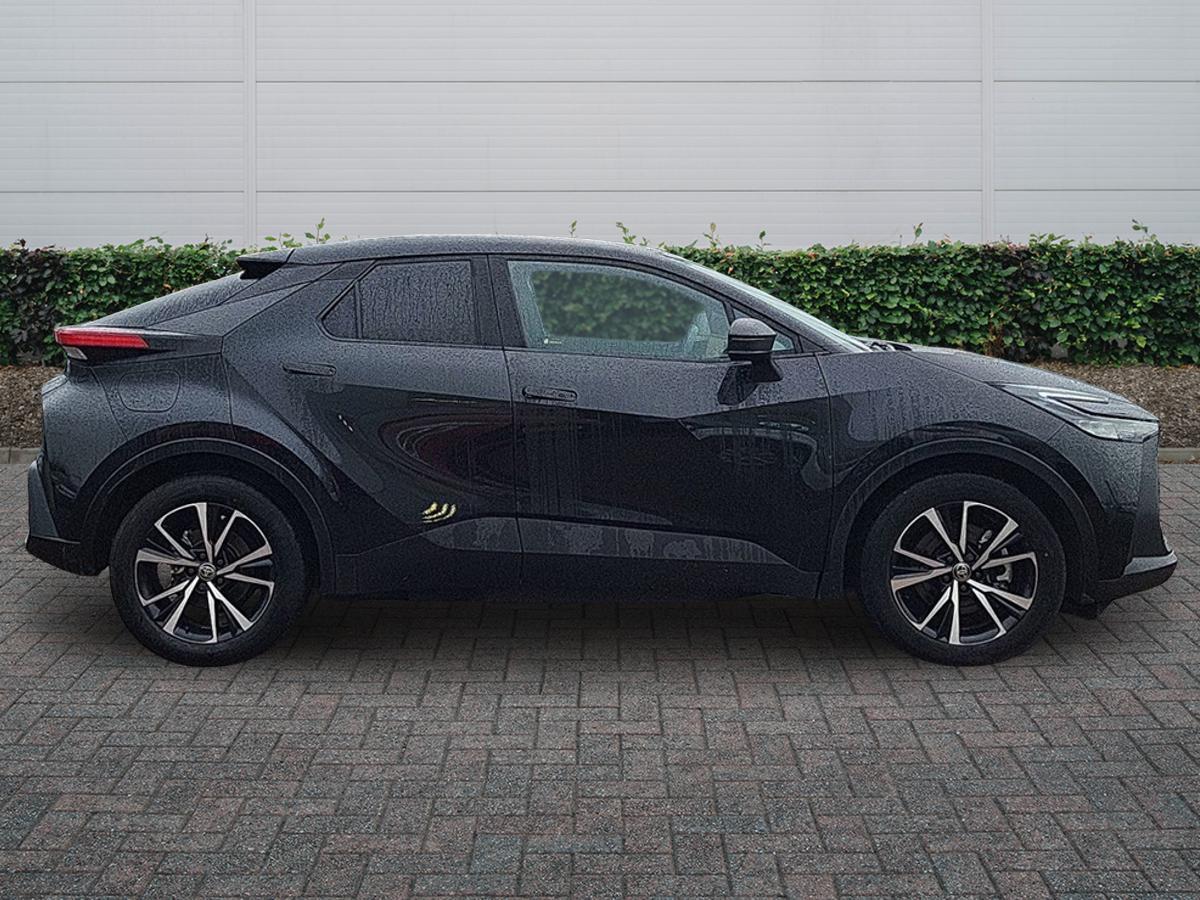 Used Toyota C-HR 2024 for sale - 76716681: Photo 5