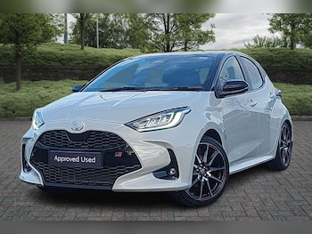 Used Toyota Yaris 2024 for sale - 75479182: Photo