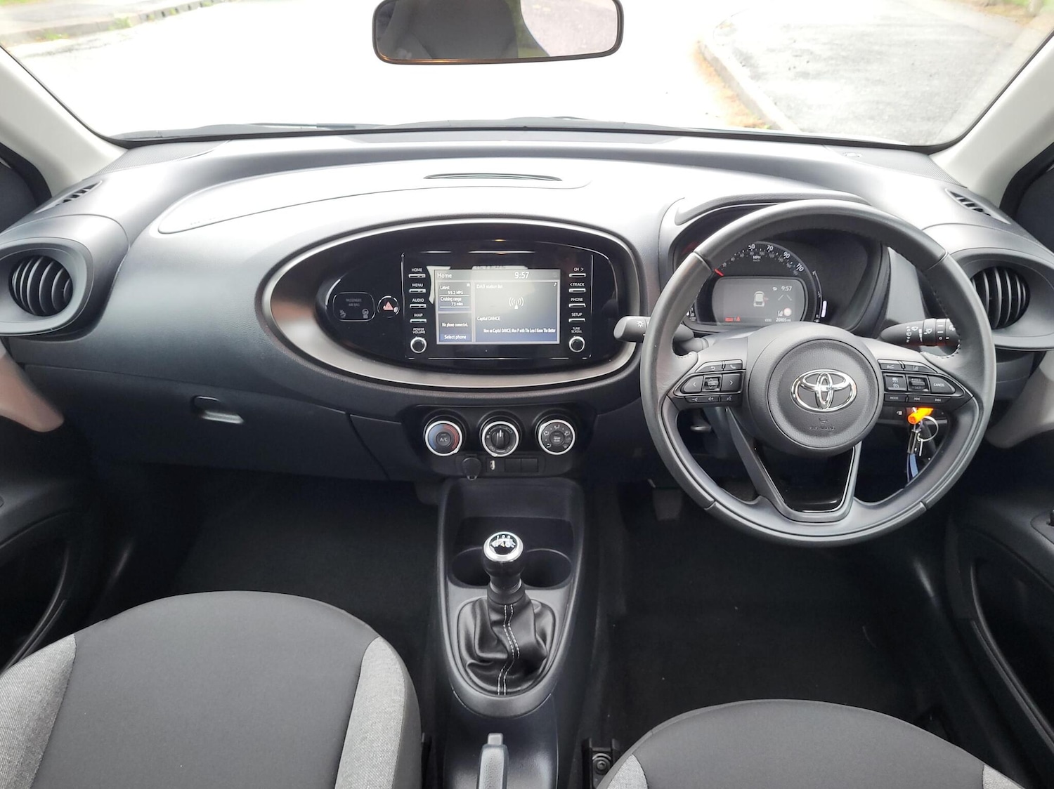 Used Toyota Aygo X 2023 for sale - 76216679: Photo 5