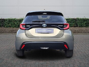 Used Toyota Yaris 2023 for sale - 78449663: Photo