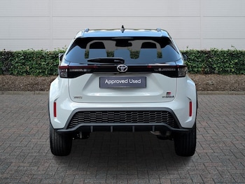 Used Toyota Yaris 2024 for sale - 79133510: Photo