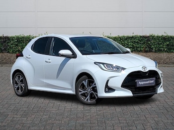 Used Toyota Yaris 2024 for sale - 78959755: Photo