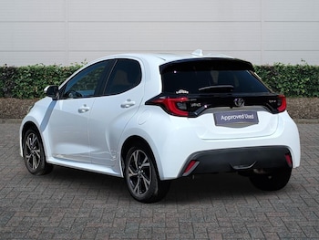 Used Toyota Yaris 2024 for sale - 78959755: Photo