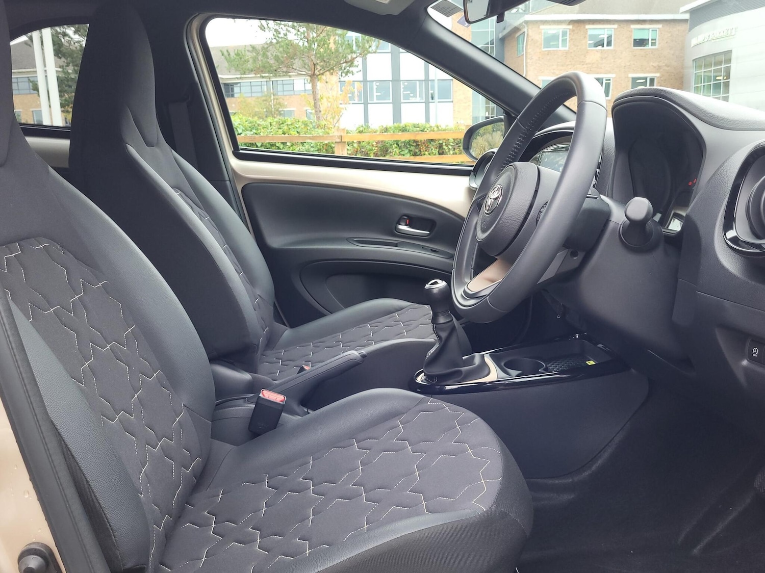 Used Toyota Aygo X 2023 for sale - 76241300: Photo 11