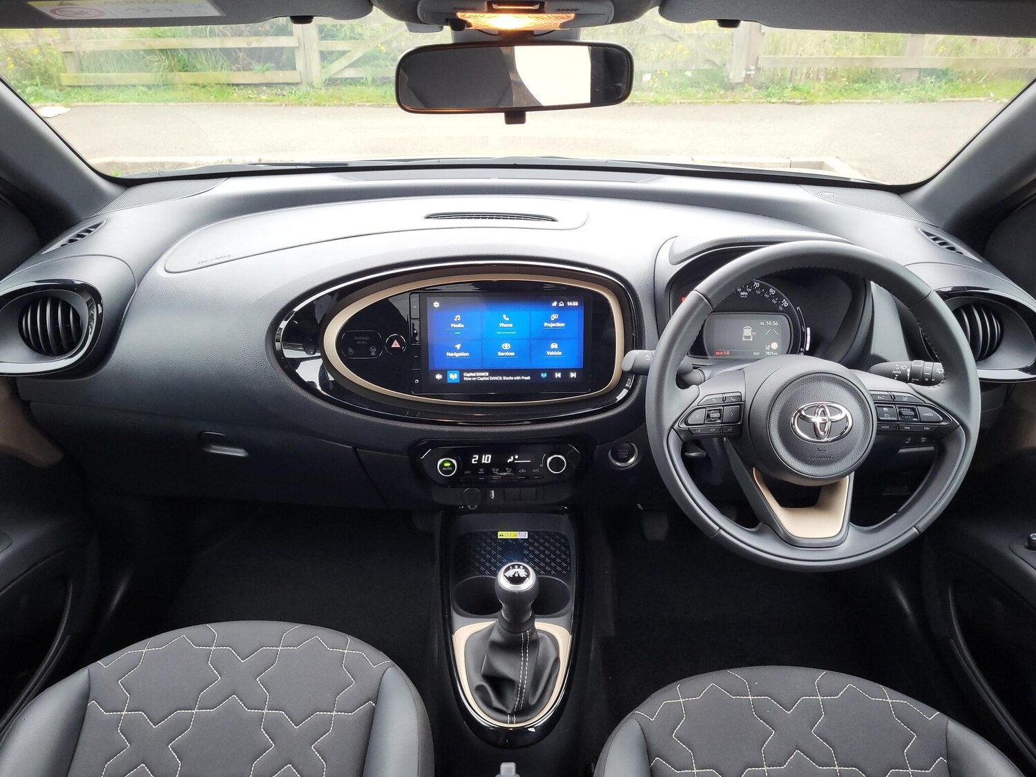 Used Toyota Aygo X 2023 for sale - 76241300: Photo 5