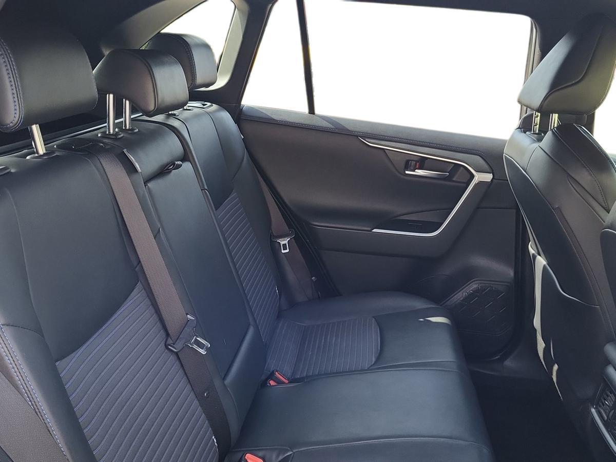 Used Toyota RAV4 2021 for sale - 78172121: Photo 9