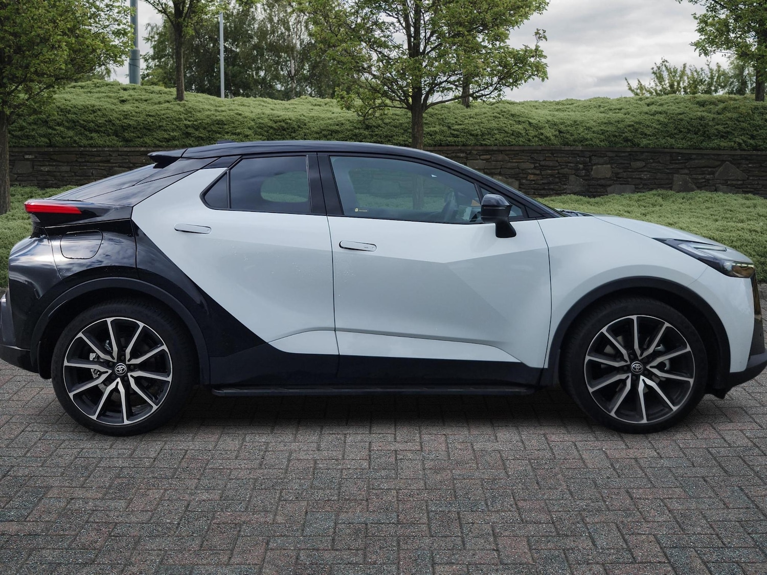 Used Toyota C-HR 2024 for sale - 77192979: Photo 16