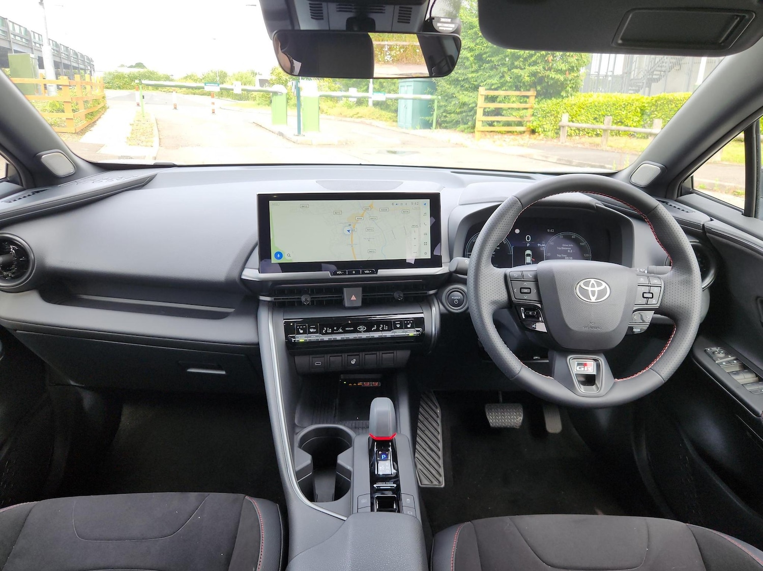 Used Toyota C-HR 2024 for sale - 77192979: Photo 5