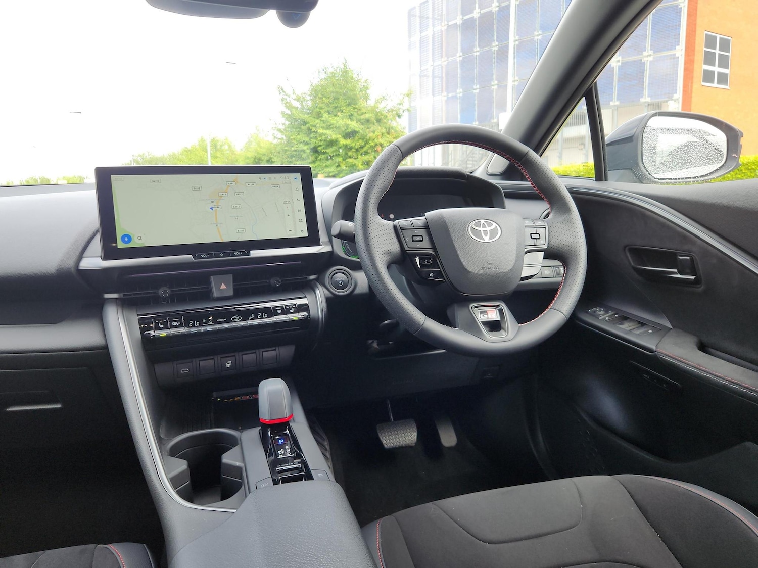 Used Toyota C-HR 2024 for sale - 77192979: Photo 8