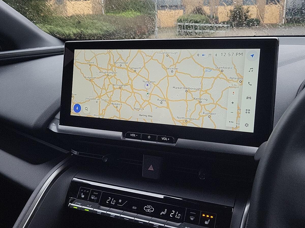 Used Toyota C-HR 2024 for sale - 77685169: Photo 11