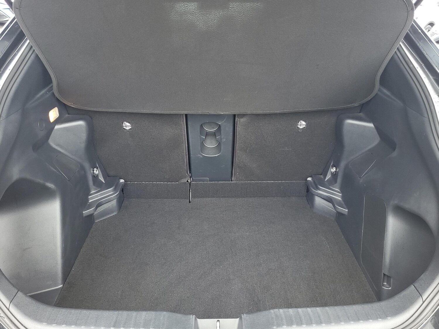 Used Toyota Yaris 2024 for sale - 76359742: Photo 14