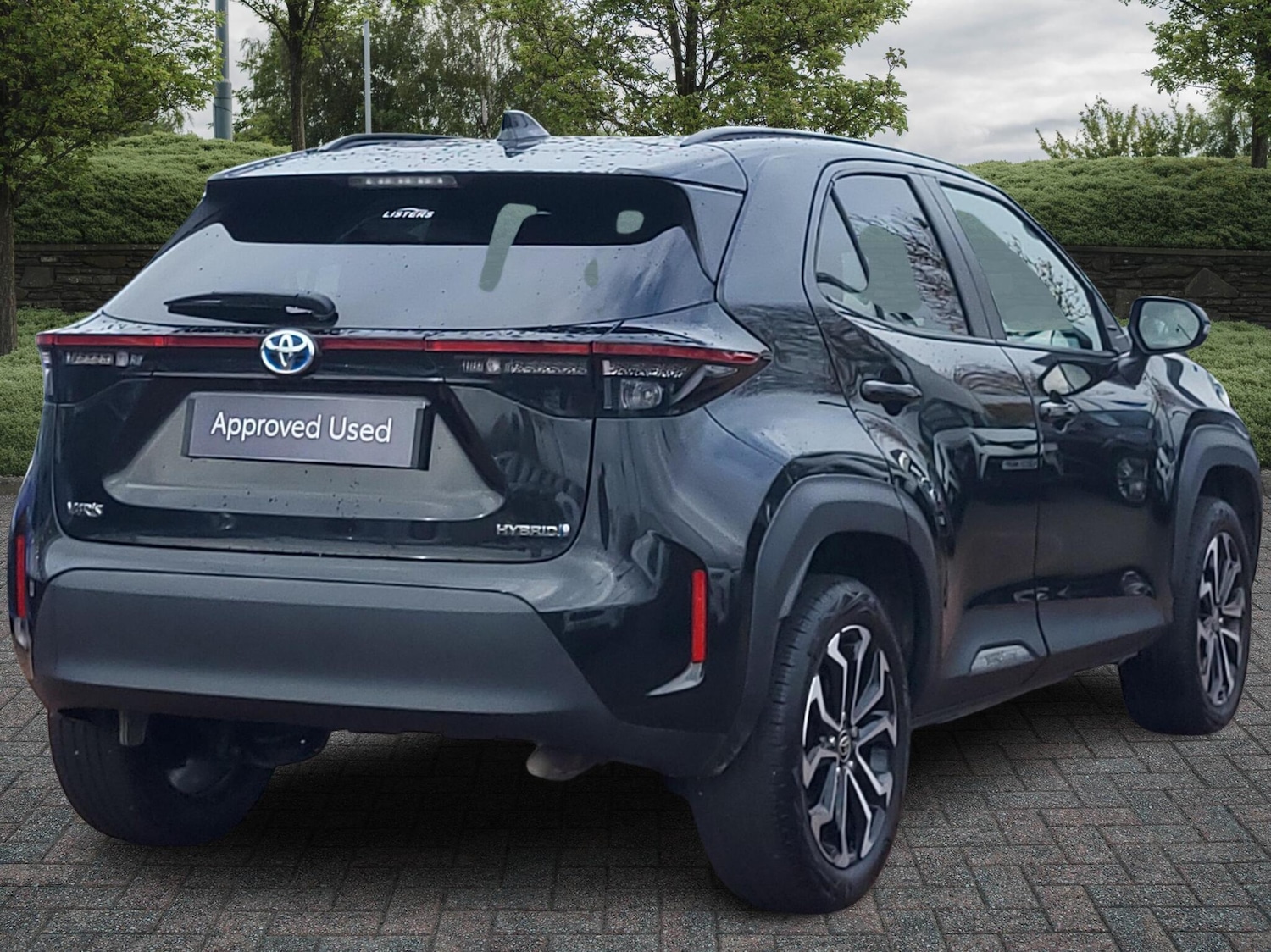 Used Toyota Yaris 2024 for sale - 76359742: Photo 2