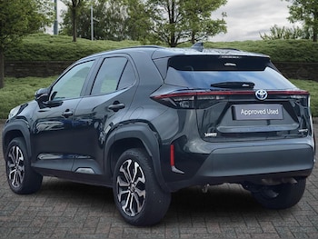 Used Toyota Yaris 2024 for sale - 76359742: Photo