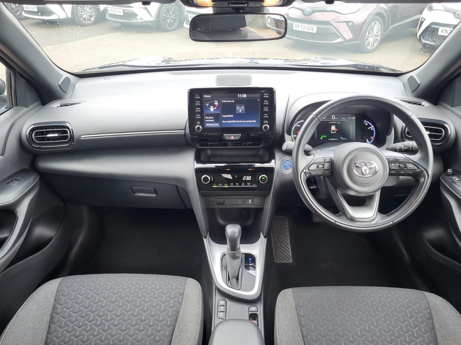 Used Toyota Yaris 2024 for sale - 76359742: Photo 5