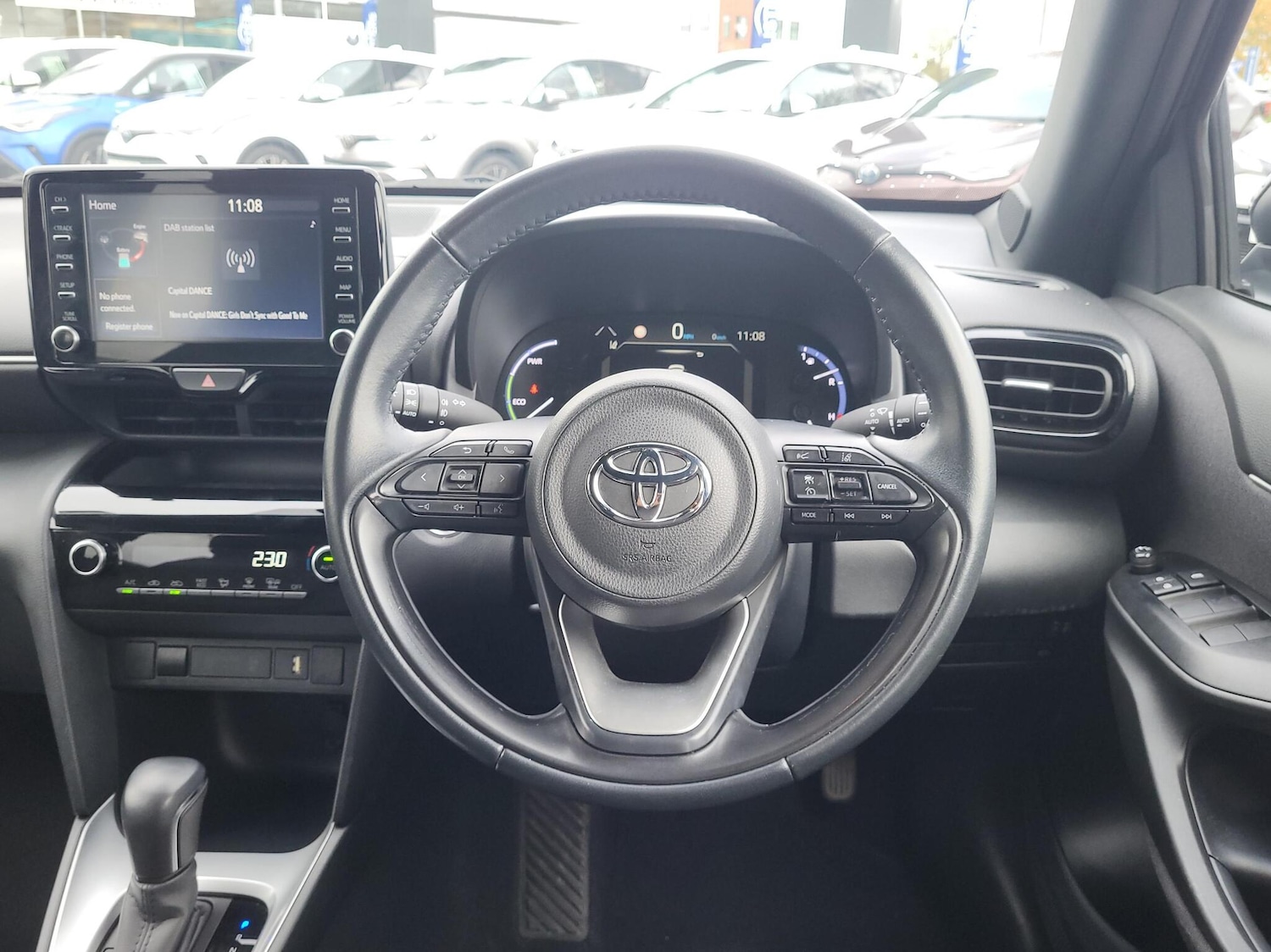 Used Toyota Yaris 2024 for sale - 76359742: Photo 6